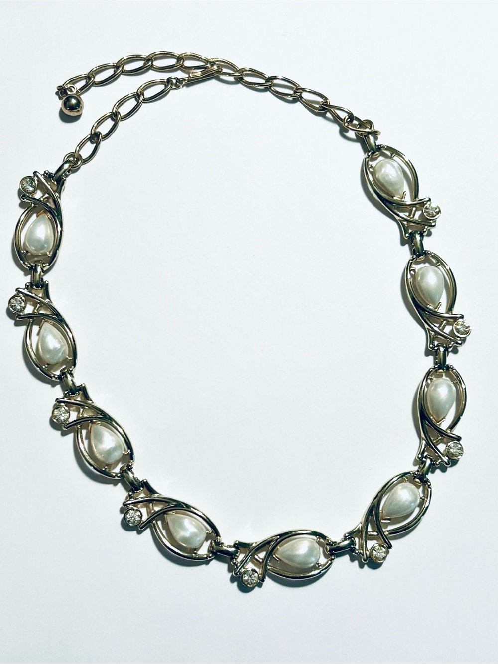 Elegant Pearl-Style Gold Tone Link Necklace, Bridal Jewelry, Cocktail, Black Tie